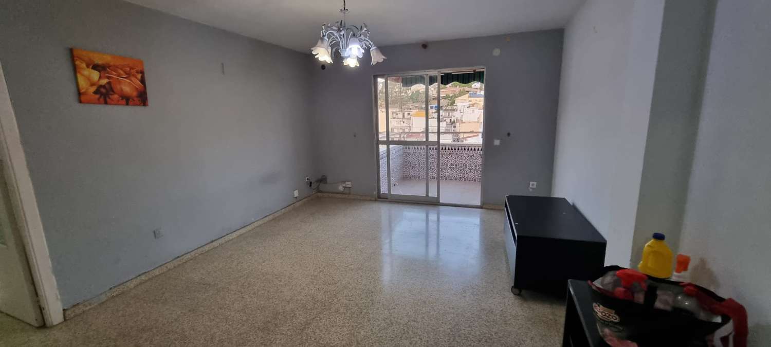 Piso con garaje en Venta