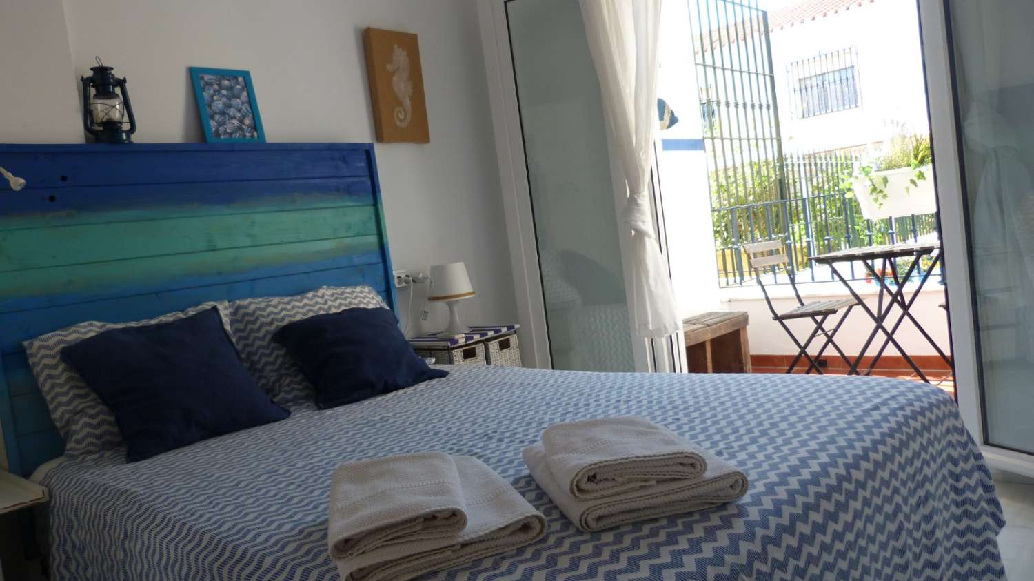 FABULEUSE MAISON DE VILLE SUR LE FRONT DE MER