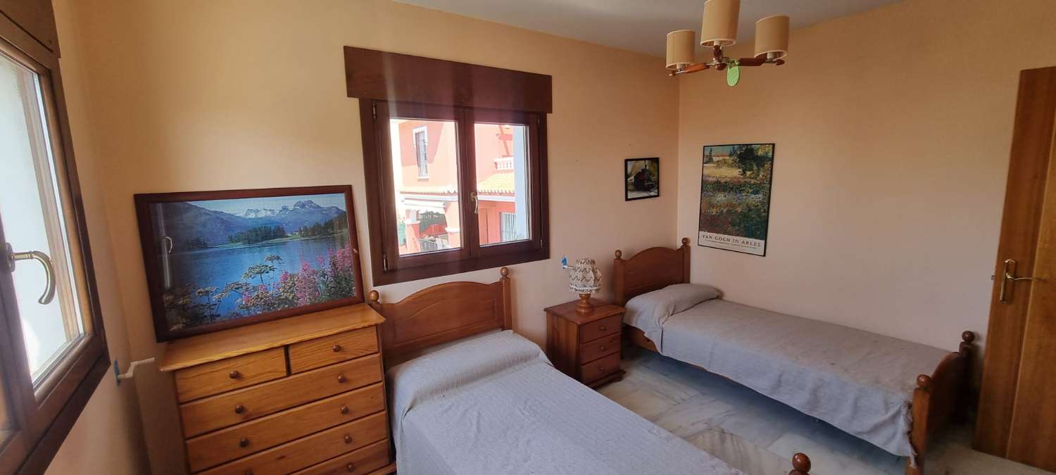 Chalet Independiente en Venta