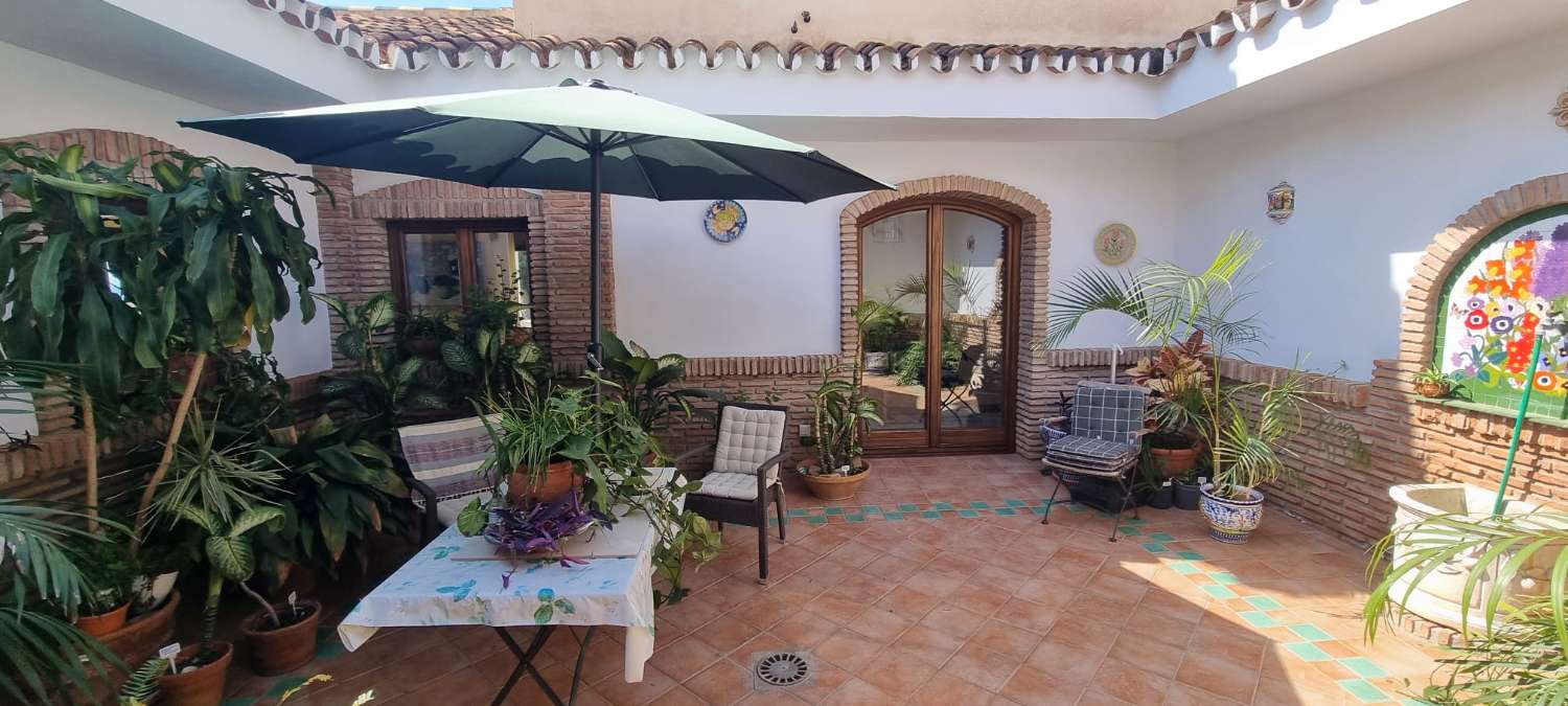Chalet Independiente en Venta