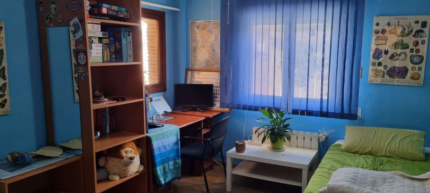 Chalet Independiente en Venta