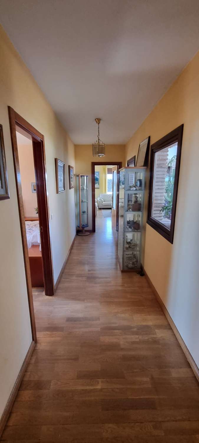 Chalet Independiente en Venta