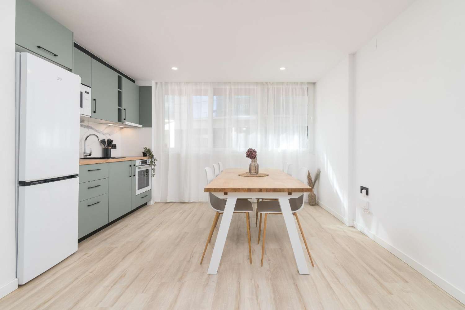 Piso con garaje en Venta