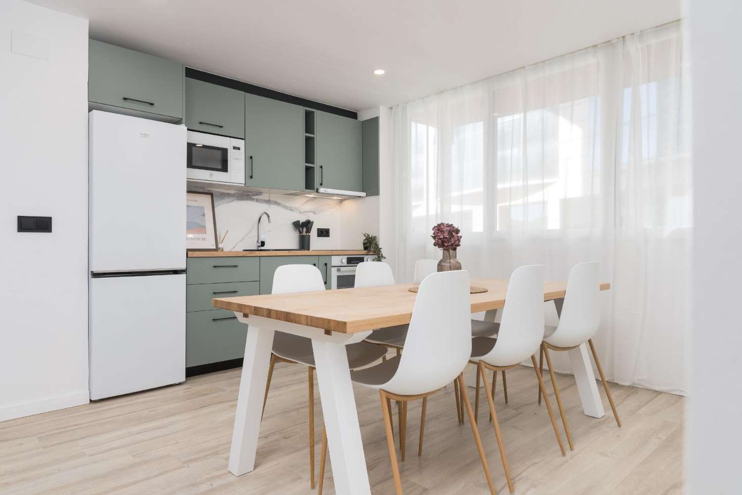 Piso con garaje en Venta