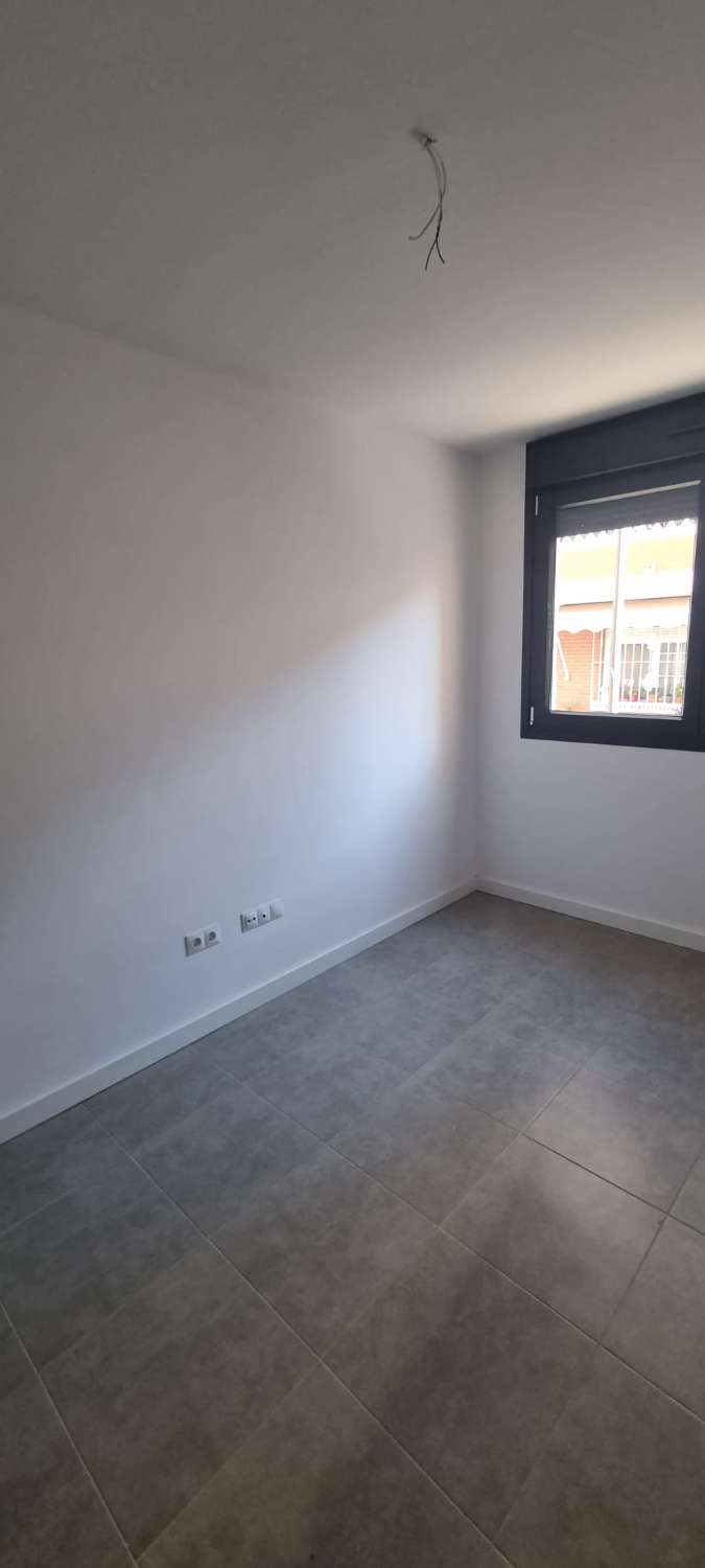 Piso y estudio en venta