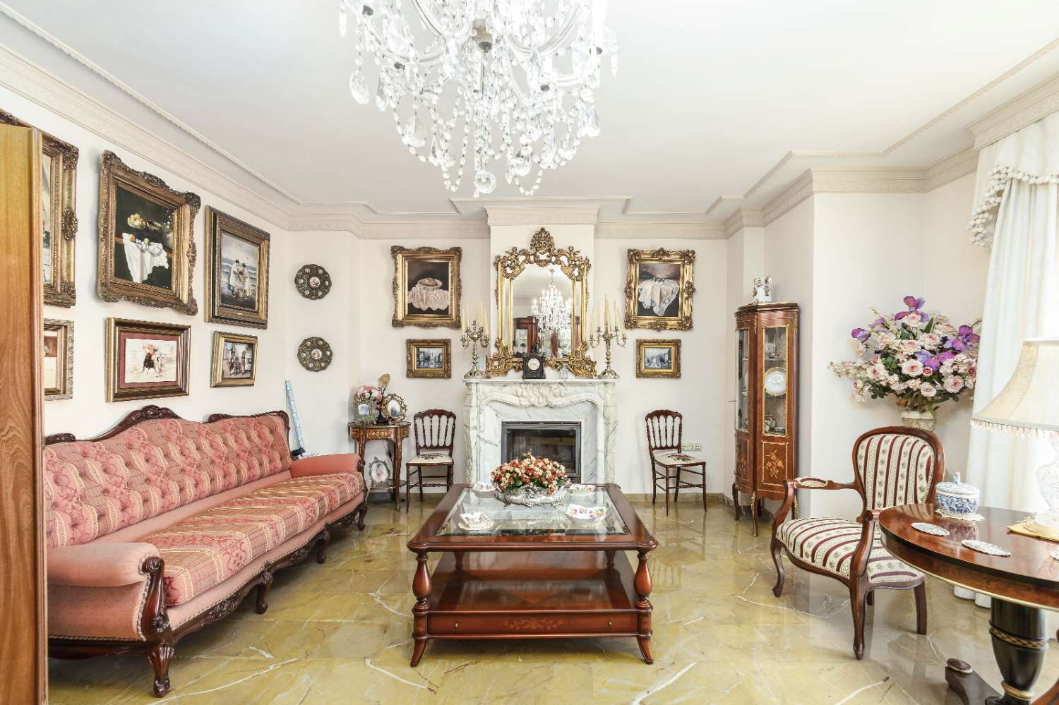 Villa for sale