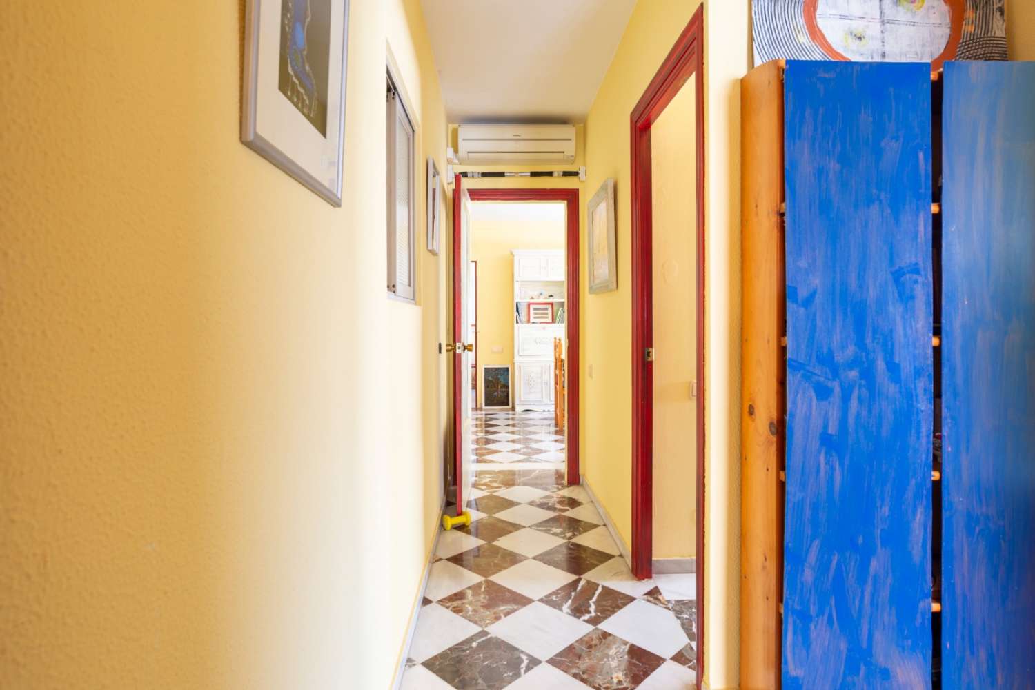 منزل للبيع في Capuchinos (Málaga)