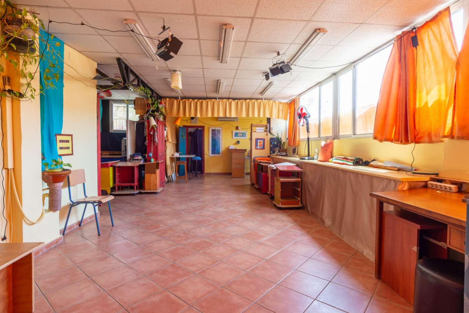 منزل للبيع في Capuchinos (Málaga)