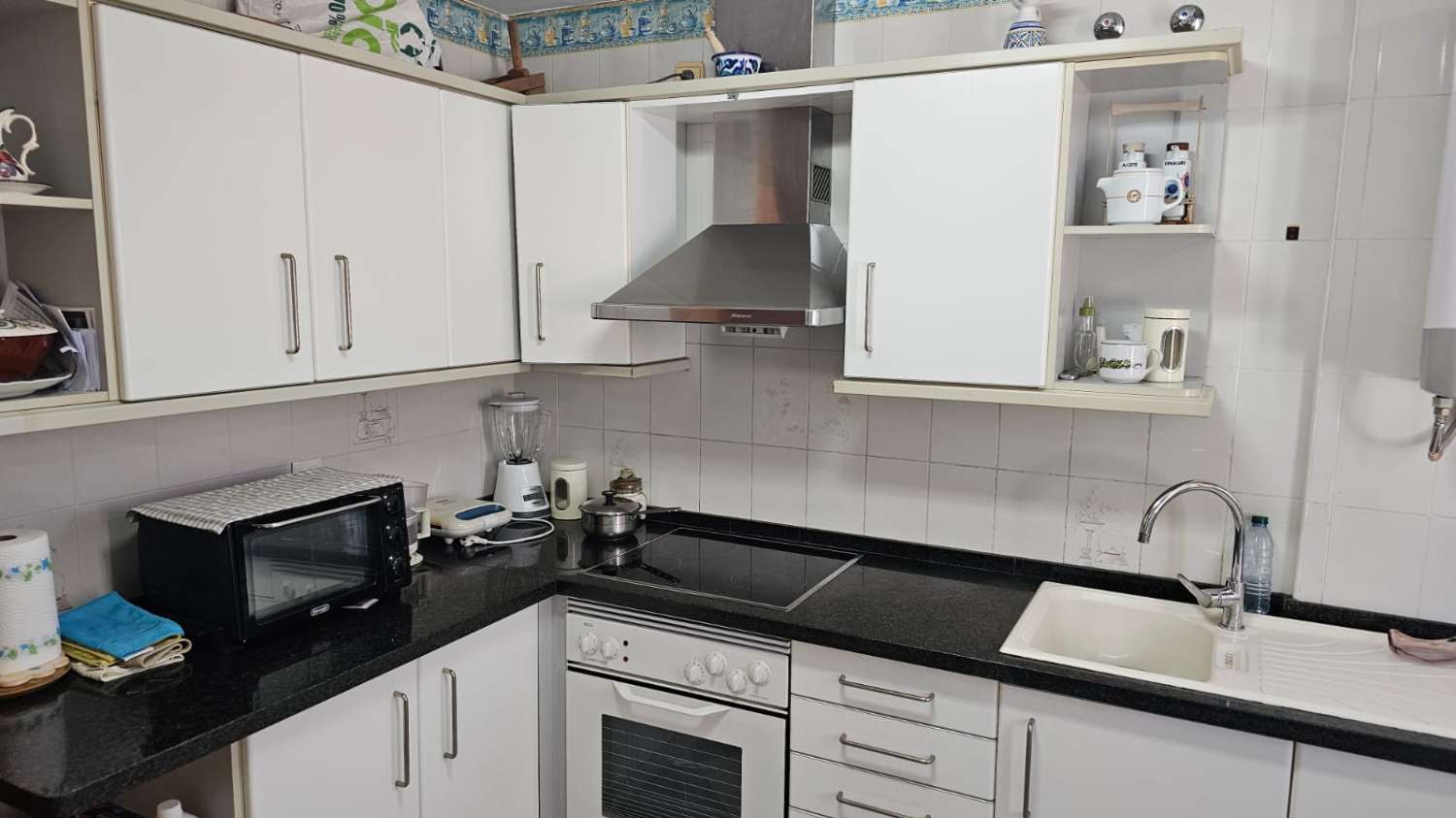Продається квартира з гаражем