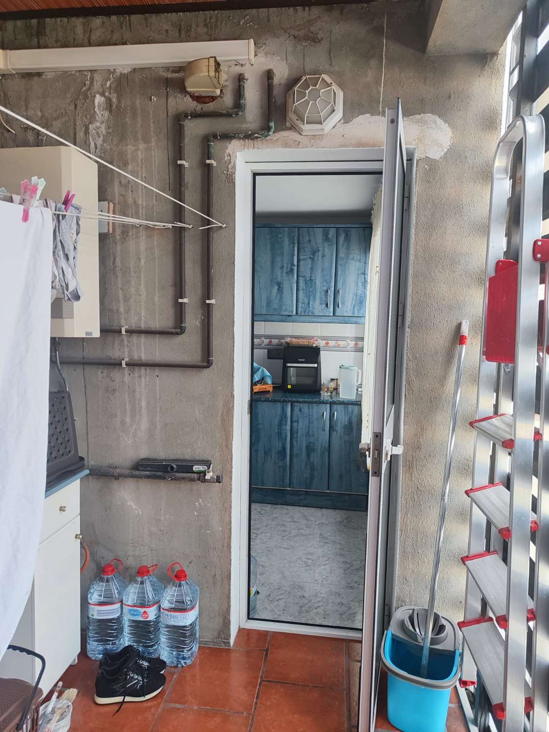 شقة مع جراج للبيع