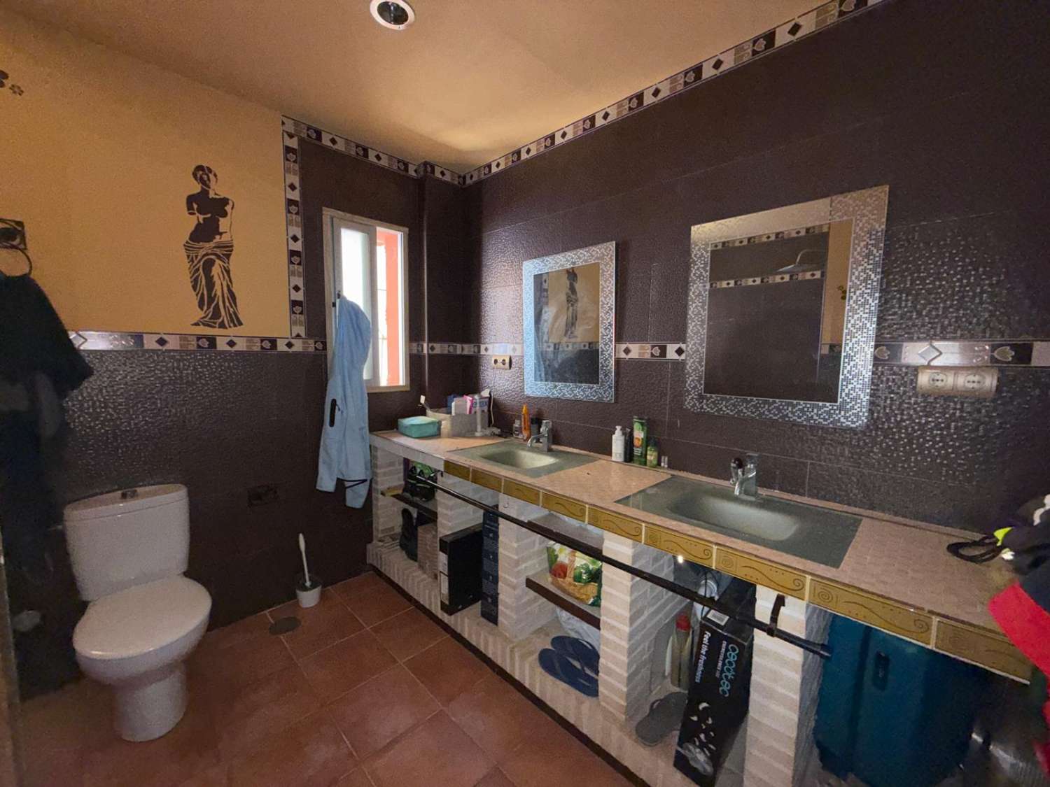 Casa con garaje en venta