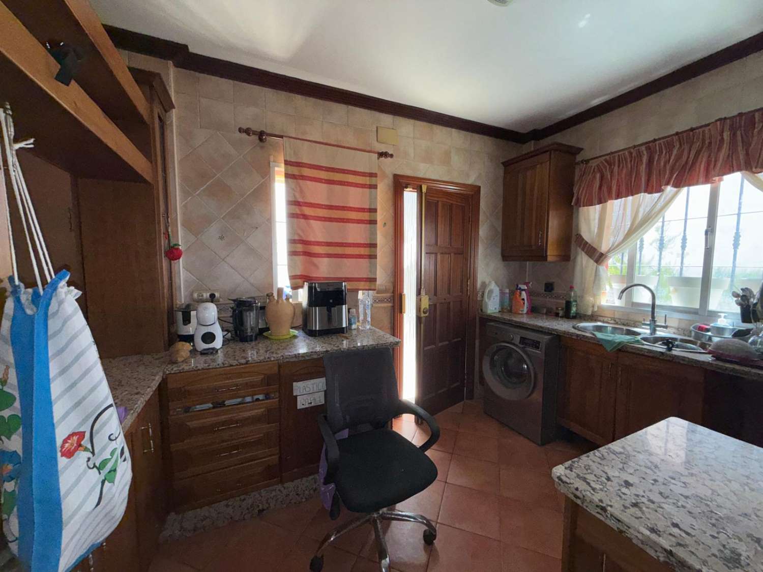 Casa con garaje en venta