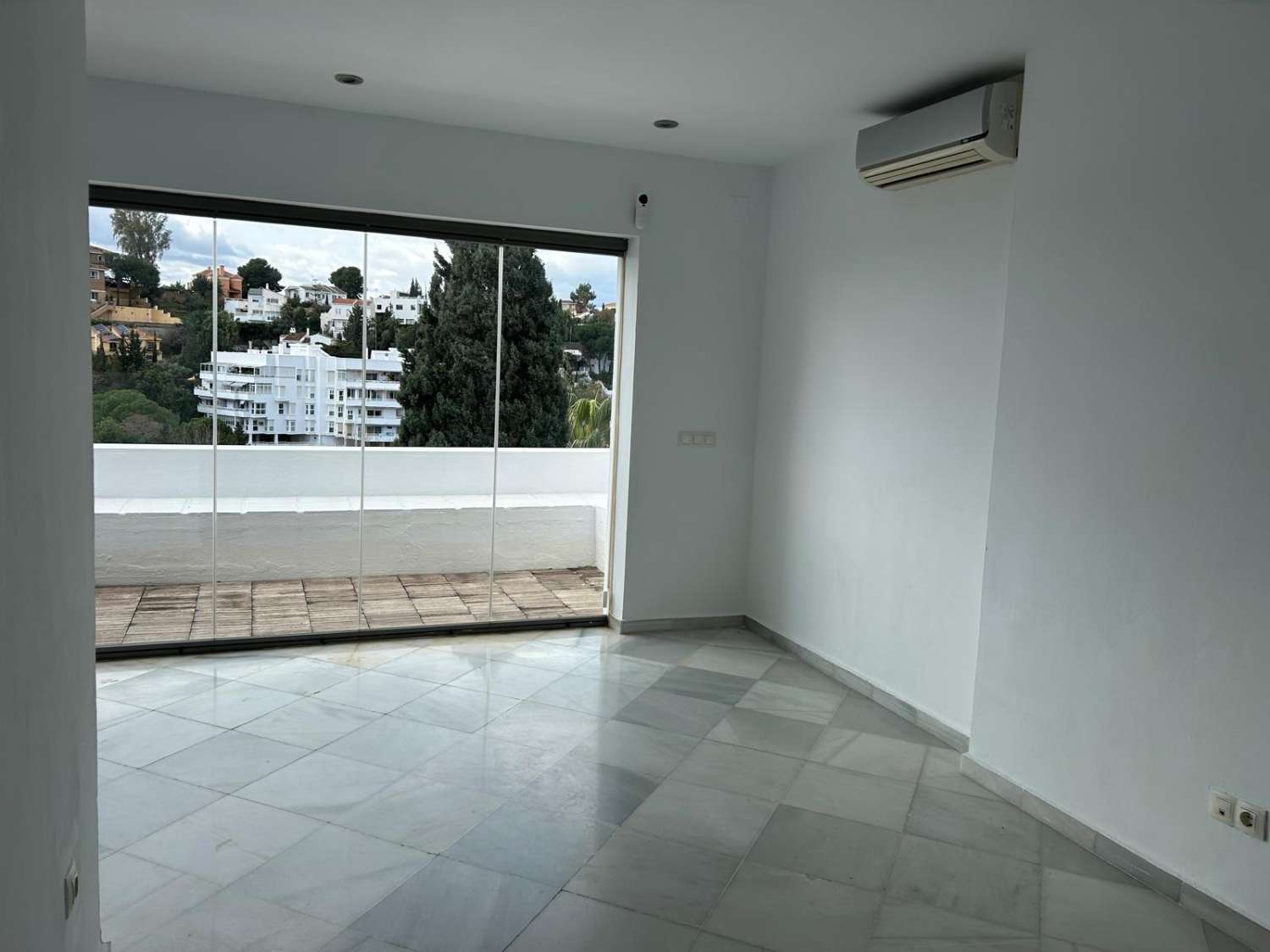 Penthouse en vente à Cerrado de Calderón (Málaga)