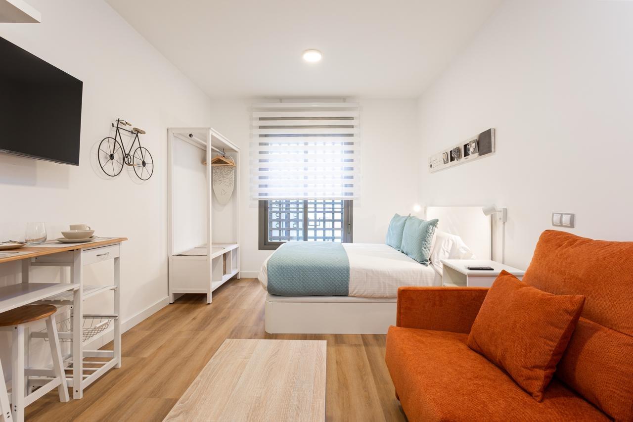 الاستوديو المعروض للبيع