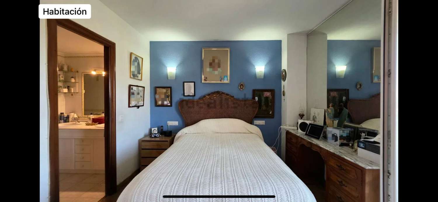 Piso con garaje en Venta