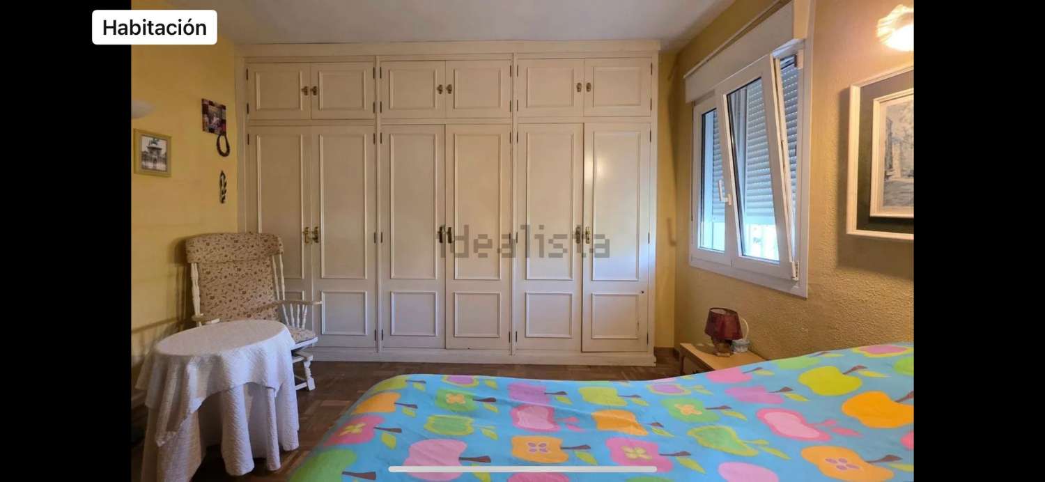 Piso con garaje en Venta