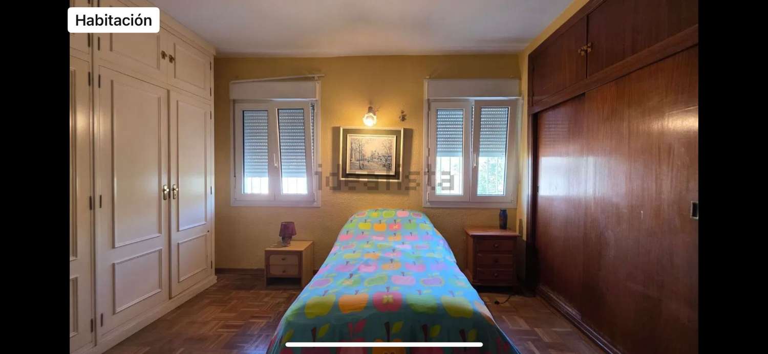 Piso con garaje en Venta